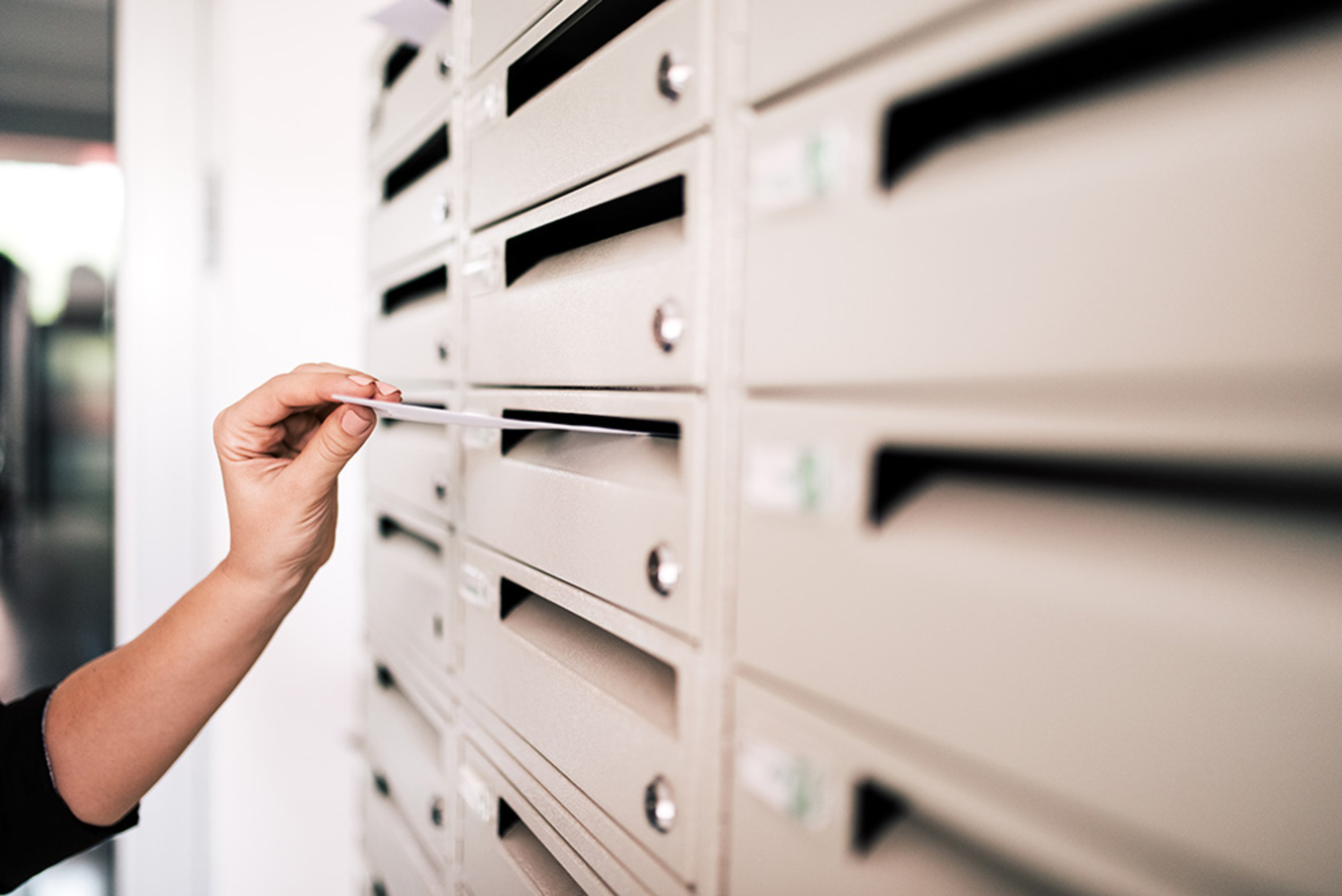 Briefkasten­systeme bei Amperion Energy GmbH in Reudelsterz